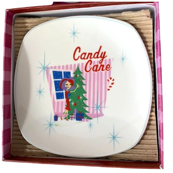 New Christmas Cuties Set of 4 Dessert Plates Holly Holidays Candy Cane Fab Chris - Picture 2 of 6